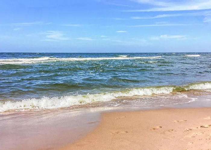 Vakantiehuis Amazing In With Wifi Mielno (Koszalin)